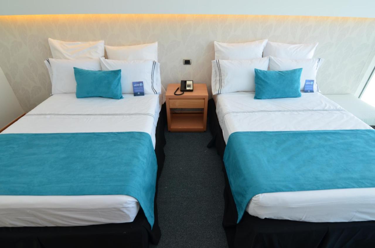 Standard Twin Room Sea View